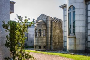 Cappella Monumentale. lato posteriore campo medio