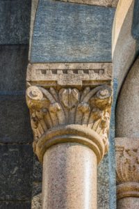 dettaglio capitello